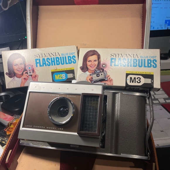 Vintage Polaroid Land Camera Model J66 with Case 1961-63 Untested #205359601921 - Picture 5 of 9